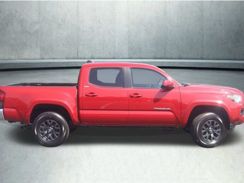 Used 2023 Toyota Tacoma SR5 AWD/4WD image 16