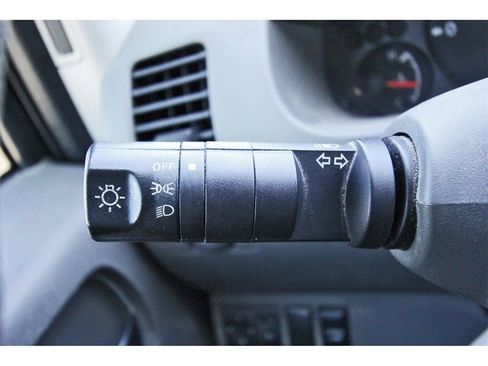 Used 2021 Nissan Frontier SV image 13