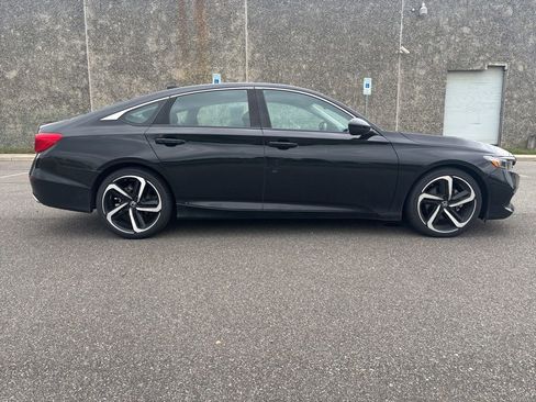 Used 2021 Honda Accord Sport Special Edition image 8