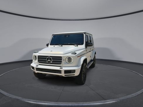 Used 2023 Mercedes-Benz G 550 image 4