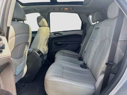 Used 2016 Cadillac SRX Luxury FWD image 16