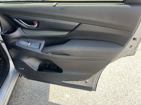 Used 2025 Subaru Ascent Bronze Edition image 16