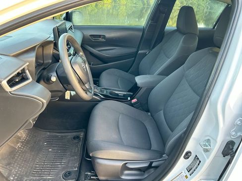 Used 2022 Toyota Corolla LE FWD image 11