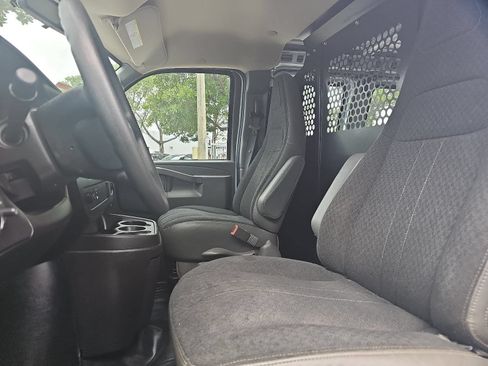 Used 2024 GMC Savana 2500 w/ Driver Convenience Package RWD image 13