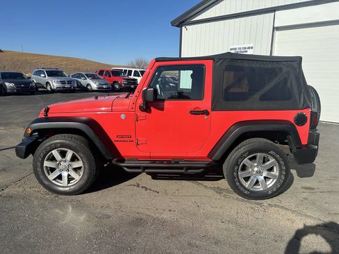 Used 2013 Jeep Wrangler Sport image 2