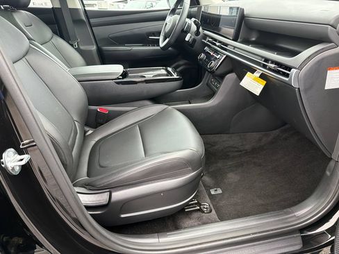 Certified 2025 Hyundai Tucson SEL AWD/4WD image 13