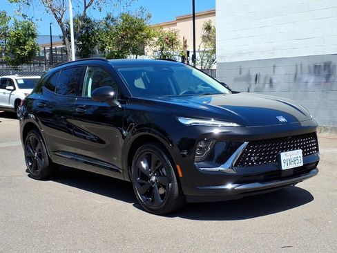 Used 2025 Buick Envision Sport Touring AWD/4WD image 3