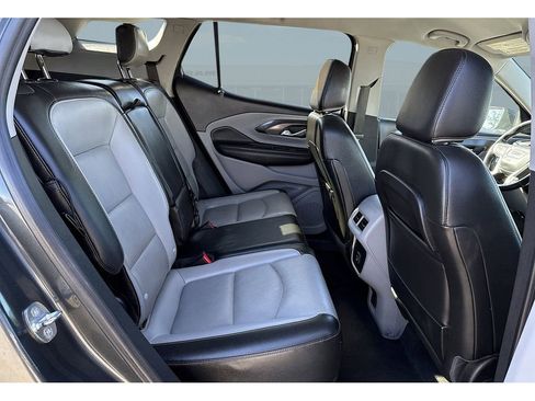 Used 2020 GMC Terrain SLT image 31