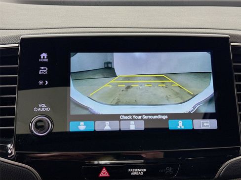 Used 2023 Honda Passport TrailSport image 6