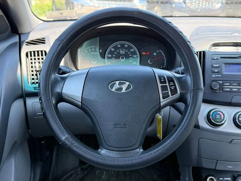 Used 2010 Hyundai Elantra GLS FWD image 17