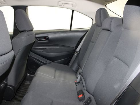 Used 2023 Toyota Corolla LE image 18