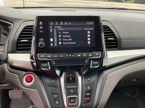 Used 2018 Honda Odyssey EX image 26