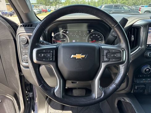 Used 2022 Chevrolet Silverado 1500 LTZ w/ Technology Package AWD/4WD image 14