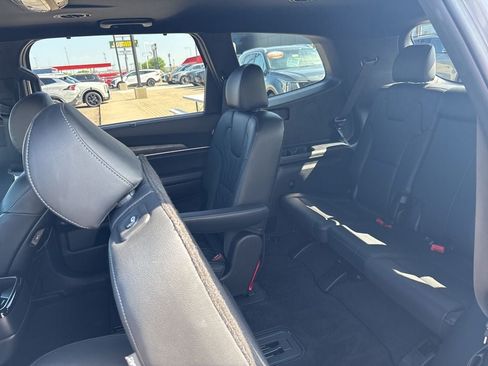 Used 2024 Kia Telluride EX X-Line AWD/4WD image 33