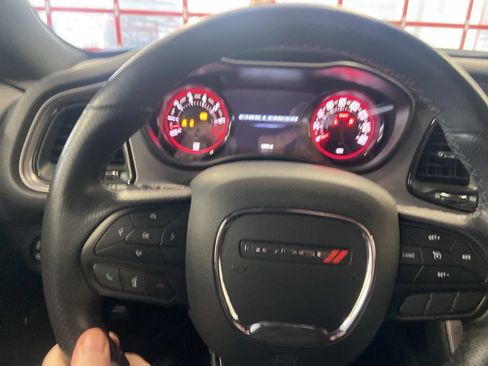 Certified 2023 Dodge Challenger SXT w/ Blacktop Package image 33