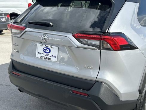 Used 2024 Toyota RAV4 XLE image 12