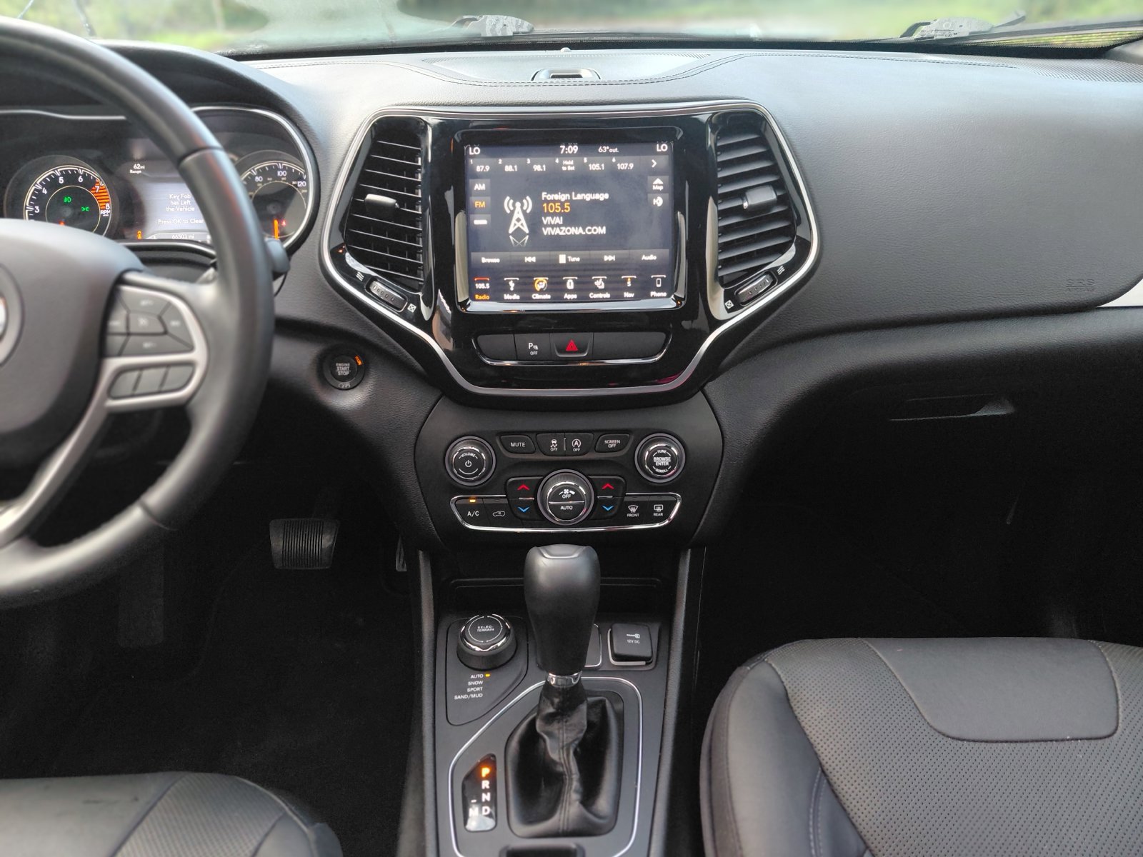 Used 2019 Jeep Cherokee High Altitude AWD/4WD image 3
