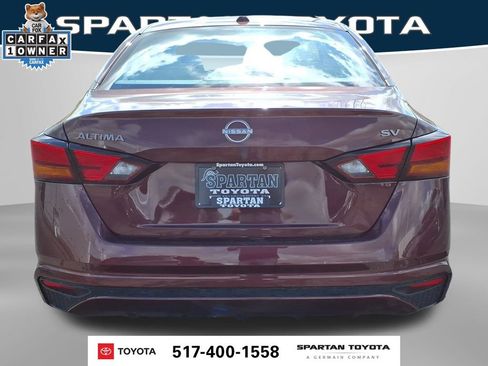 Used 2024 Nissan Altima 2.5 SV FWD image 7