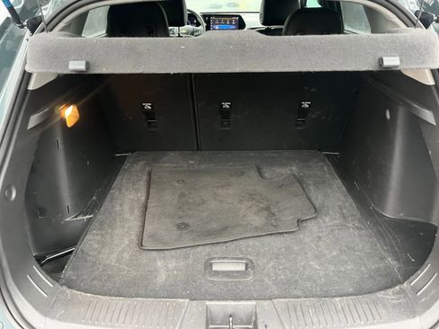 Used 2025 Chevrolet Trax LT image 24