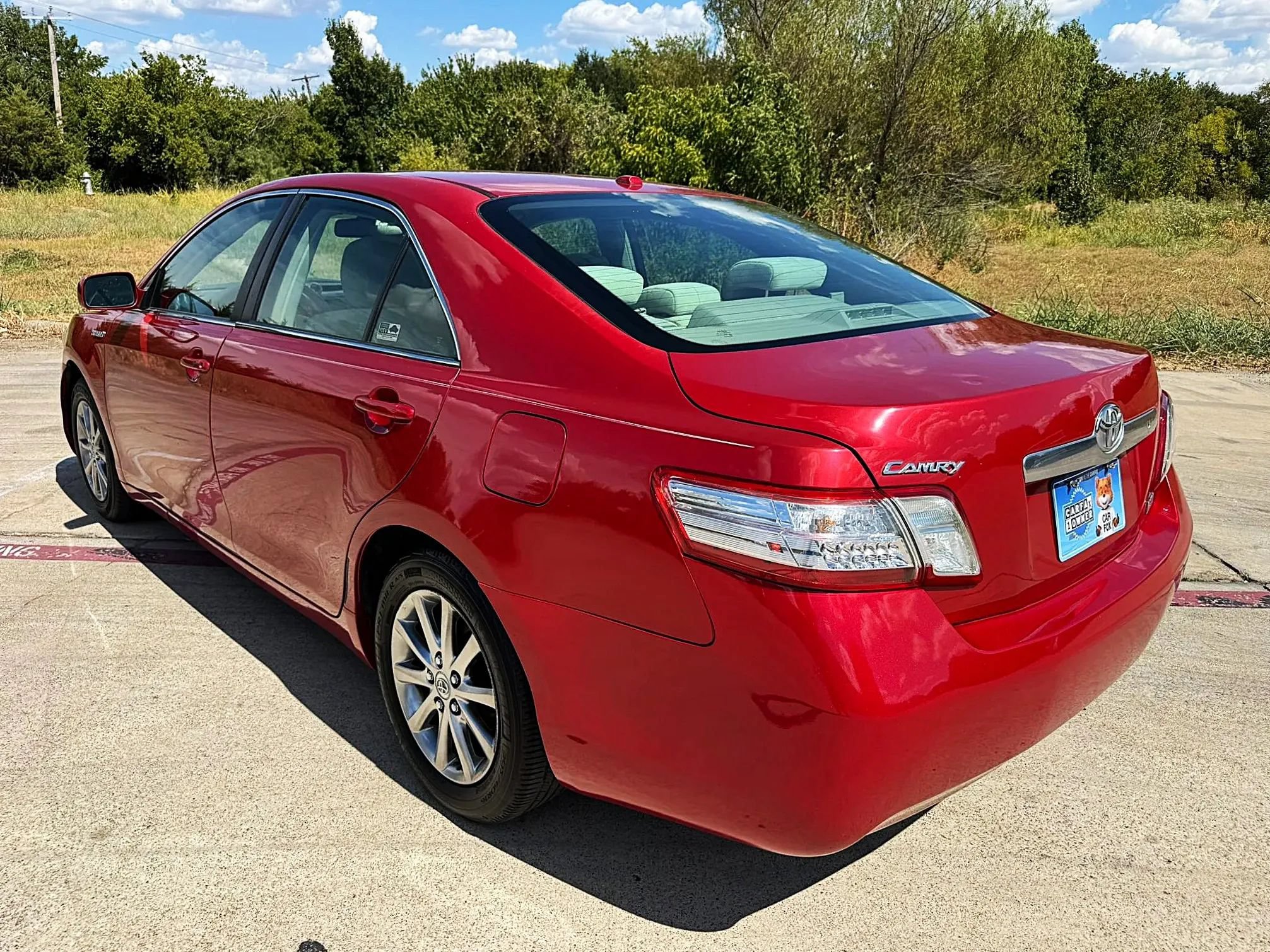 Used 2010 Toyota Camry Hybrid w/ Upgrade Pkg FWD image 8