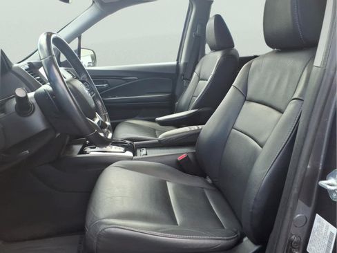 Used 2022 Honda Pilot Touring image 15