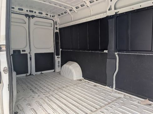 Used 2026 RAM ProMaster 2500 w/ Convenience Group FWD image 6
