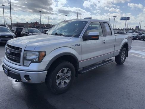 Used 2013 Ford F150 FX4 w/ Mid Equipment Group AWD/4WD image 18