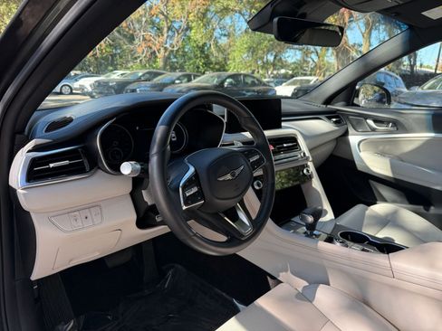 Used 2025 Genesis G70 2.5T image 28