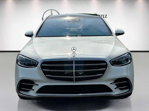 Used 2023 Mercedes-Benz S 580 4MATIC Sedan image 2
