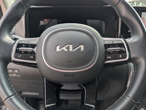 Used 2022 Kia Sorento SX AWD/4WD image 29