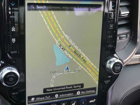 Used 2019 RAM 1500 Limited image 17