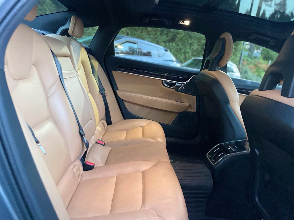 Used 2018 Volvo S90 T6 Momentum w/ Convenience Package AWD/4WD image 22