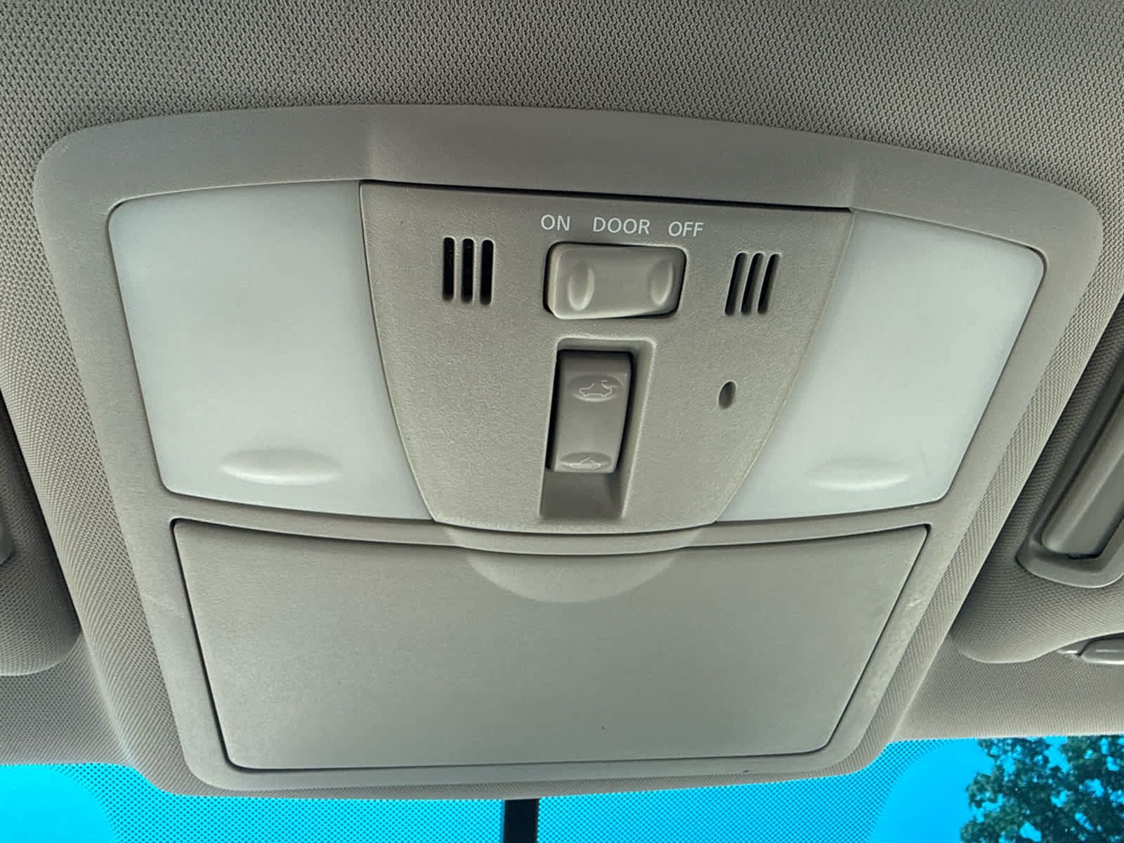 Used 2012 Nissan Altima 2.5 SL w/ 2.5SL Pkg FWD image 22