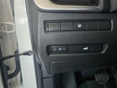 Used 2021 Nissan Rogue SL AWD/4WD image 22