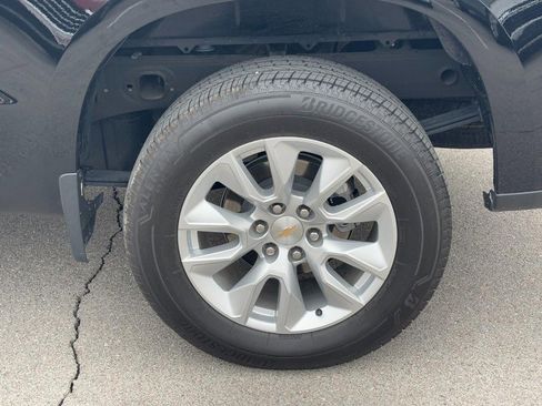 Used 2025 Chevrolet Silverado 1500 Custom image 7