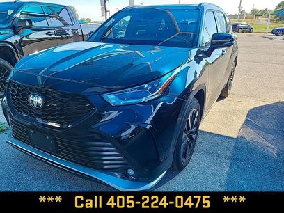 Used 2023 Toyota Highlander XSE