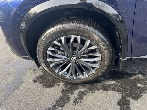 New 2026 Nissan Rogue Platinum image 5