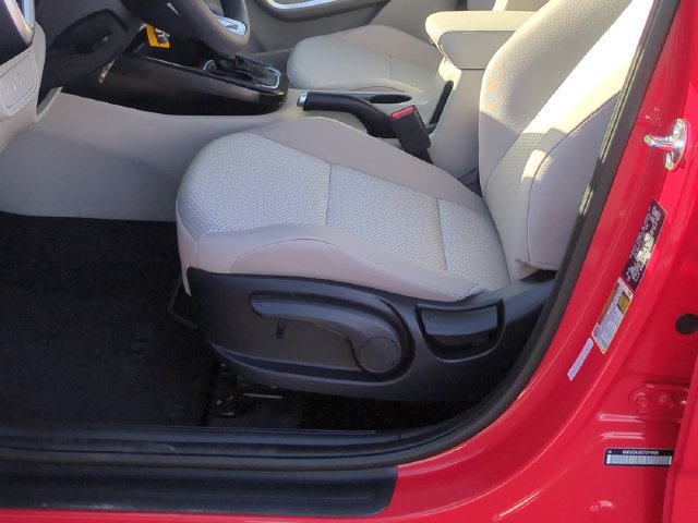 Certified 2025 Kia Soul LX w/ LX Technology Package FWD image 16