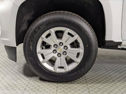 Used 2022 Chevrolet Colorado LT w/ Fleet Safety Package RWD image 33