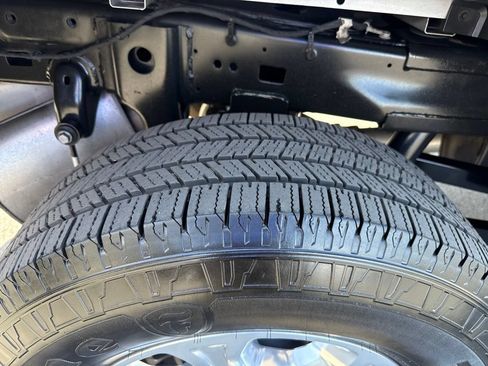 Certified 2026 RAM 2500 Big Horn AWD/4WD image 11