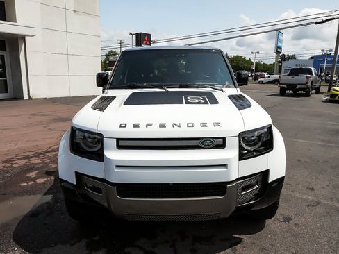 Used 2021 Land Rover Defender 90 X-Dynamic S AWD/4WD image 2
