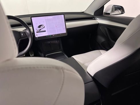 Used 2021 Tesla Model 3 Long Range image 17