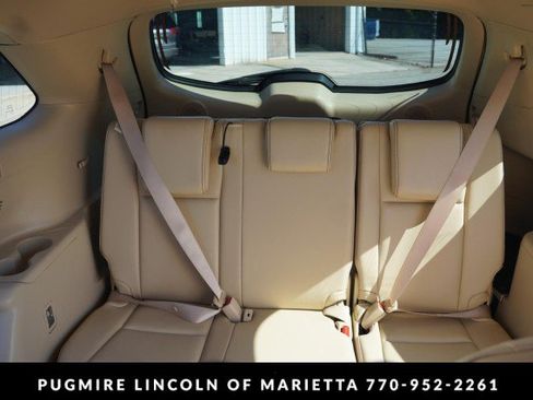 Used 2018 Toyota Highlander Limited FWD image 15