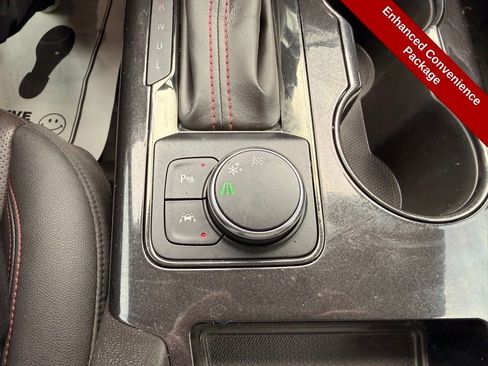 Used 2021 Chevrolet Blazer RS w/ Enhanced Convenience Package image 27