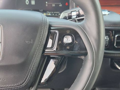 Used 2024 Lincoln Aviator Reserve w/ Equipment Group 201A AWD/4WD image 21