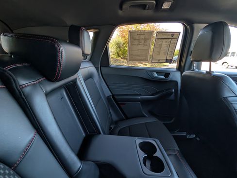 Used 2023 Ford Escape ST-Line w/ Tech Pack #1 image 35