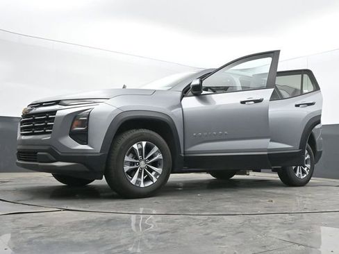 Used 2025 Chevrolet Equinox LT AWD/4WD image 69