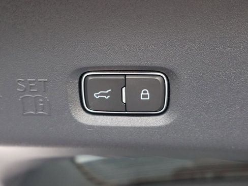 New 2026 Ford Expedition Active AWD/4WD image 23