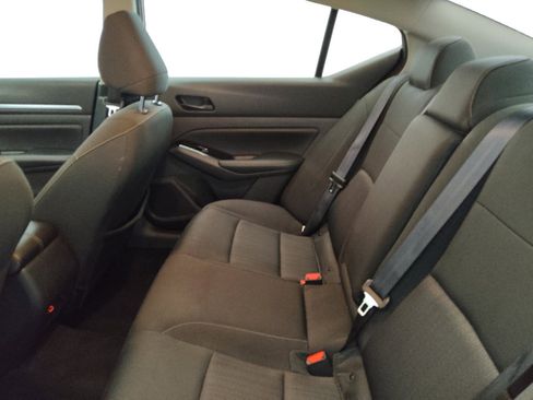 Used 2023 Nissan Altima 2.5 SV AWD/4WD image 18
