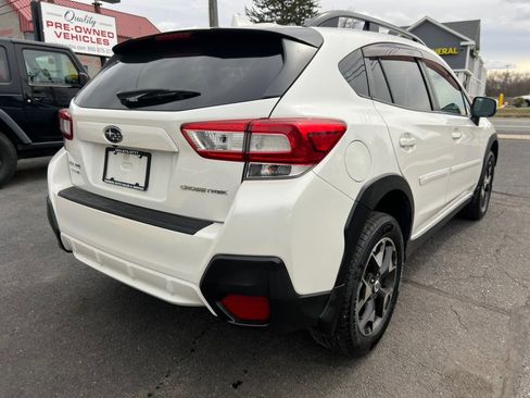 Used 2018 Subaru Crosstrek 2.0i Premium AWD/4WD image 5